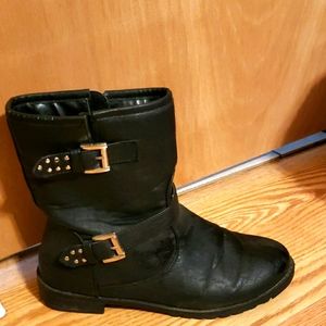 Boots ankle